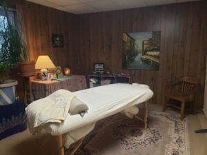 saluda-acupuncture-room-Asha-Rose-1 → Discover Saluda, NC